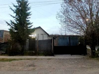 Oportunidad. Excelente lote esquina en una de las zonas más buscadas de San Juan. Extra (casa de fib - 5