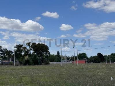 VENTA DE LOTES – BARRIO LAS CORTADERAS (ABIERTO) - 7 y 630 - 2