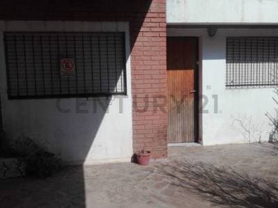 VENTA DE DEPARTAMENTO EN CALLE 58 E/ 141 Y 142 DE BARRIO PA - 4