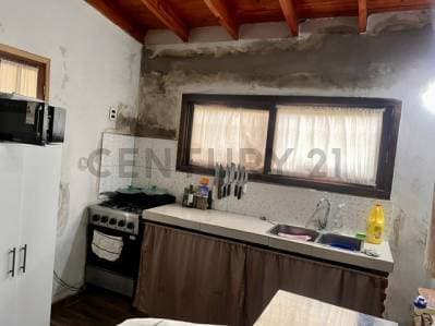 Casa en venta 3 ambientes con amplio parque en Marcos Paz - 5