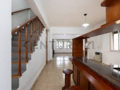 PH tipo casa 4 ambientes con cochera cubierta y patio - APTO CRÉDITO - PERMUTA - Principal