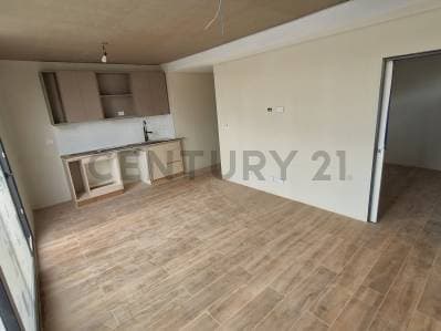 Venta Office o Ambiente y medio CON BALCÓN aterrazado al frente - 4
