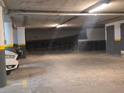Cochera fija, Acceso por rampa, Seguridad 24 hs - 3