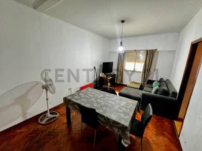 Departamento de 3 dormitorios en venta en La Plata - Principal