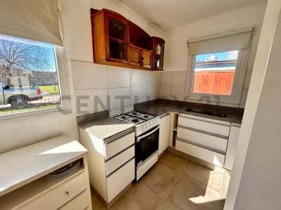 EN VENTA CASA EN GARDEY - 2