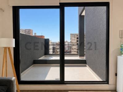 VENTA DEPARTAMENTO/OFICINA DE 3 AÑOS EN MICROCENTRO CON TERRAZA PROPIA EN PISO ALTO - CÓRDOBA Y FLOR - 3