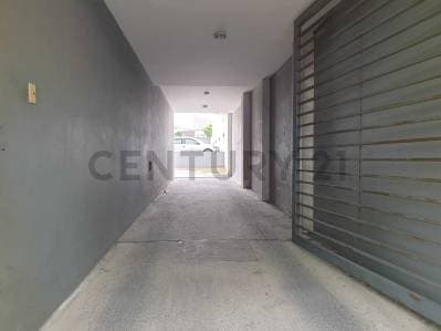 Cochera en venta en La Plata zona La Loma - 4