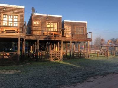 <p>Venta de Complejo de 3 Cabañas en Balneario Monje, Monje
... - 4