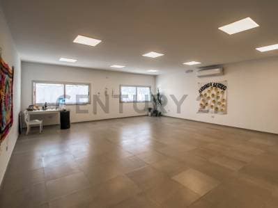 OFICINA EN VENTA EN BERISSO - Principal