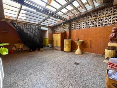 Venta Dos Casas Con Cochera A Reciclar en Tiro Suizo, Rosario - Principal