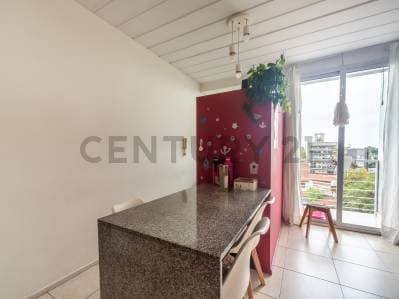 VENTA Triplex 3 ambientes con cochera y terraza – Centro de Belén de Escobar sobre Mitre - 5
