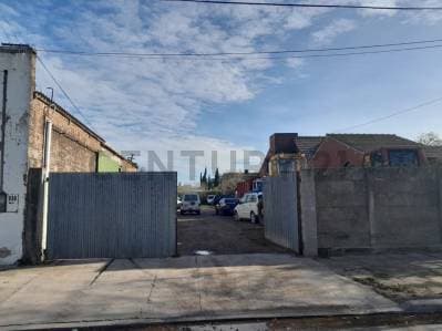 C21 LOPAZZO ESTUDIO INMOBILIARO VENDEMOS predio con galpones - 5