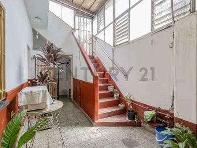 VENTA CASA 4 AMB APTO CRÉDITO EN VILLA LIBERTAD, SAN MARTIN. EVALUA PERMUTA - 2