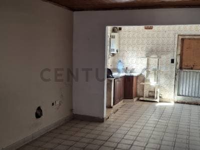 Casa en venta a reciclar La Plata - 4