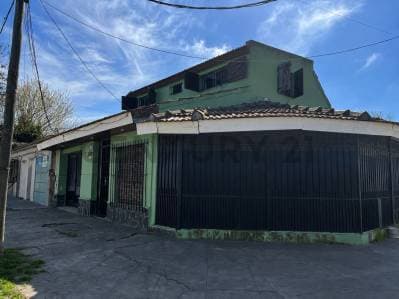 VENTA DE CASA DE 5 AMBIENTES EN GUERNICA - Principal