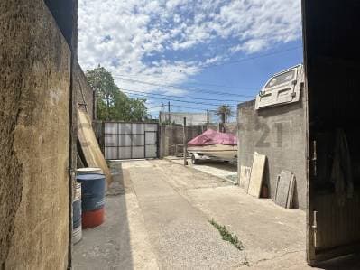 VENTA GALPON 387M2 ZONA SUR LAGOS Y ARIJON - 2