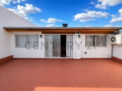 Venta PH 4 Ambientes con dependencia- Quincho, Terraza y Parrilla. Sin expensas-entrada independient - 3