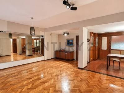 VENTA | PISO EN CABALLITO CON BAULERA Y ESPACIO GUARDACOCHE | MUY LUMINOSO CON BALCÓN - Principal