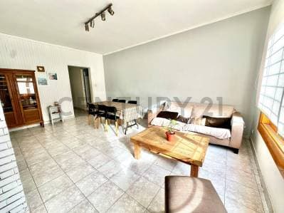 CASA 3 AMBIENTE VENTA CASTELAR NORTE APTA CREDITO - 5