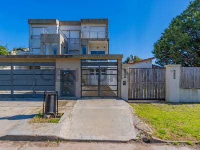DUPLEX TIPO CASA + DEPARTAMENTO, FARO NORTE, MAR DEL PLATA - Principal