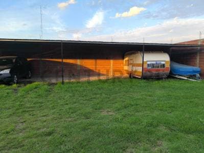 SE VENDE COCHERA PARA INVERSION EN CALLE 83 ENTRE 6 Y 7 LA PLATA - 5