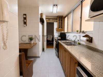 VENTA DEPARTAMENTO 3 AMBIENTES + DEPENDENCIA EN RECOLETA - Principal