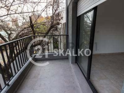 VENTA MONOAMBIENTE AL FRENTE CON BALCON - 2