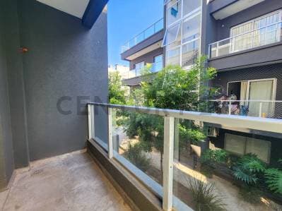 Venta 2 Ambientes con Balcón Semicubierto y Seguridad 24 hs - 2