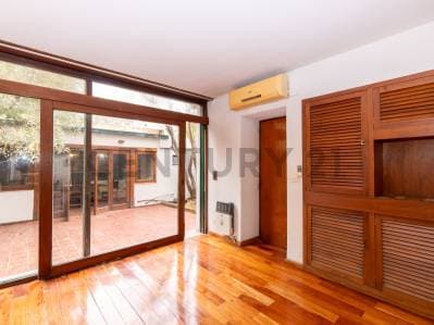 Casa en venta en La Plata de 4 dormitorios - Principal