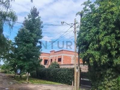 VENTA Casa 7 Ambientes a Terminar - ESCOBAR - 2
