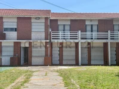 Departamento de 2 dormitorios en venta cerca del mar Mar de Ajó - 2