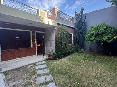 VENTA PH 3 AMB C/PATIO Y TERRAZA PROPIA EN CASEROS - Principal