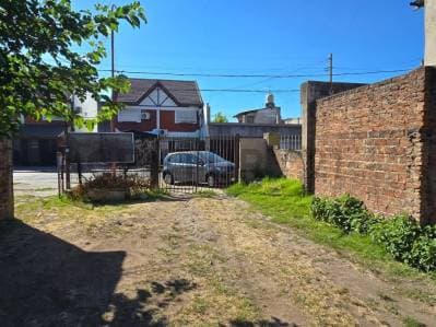 Lote 320 m2 en san justo con casa a refaccionar - 3