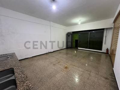 Av. Arana(419) e/ 26 y 27- Local - en Alquiler- Villa Elisa La Plata - Principal