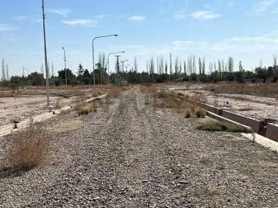 LOTE EN BARRIO LA ARBEQUINA - 3