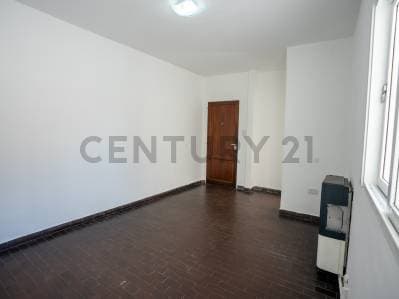 Departamento de 2 dormitorios en Alquiler 16 39 y 40 La Plata - 3
