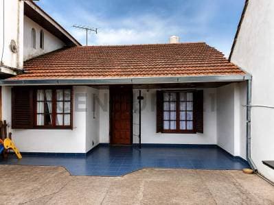 VENTA CASA 3 AMBIENTES - 2