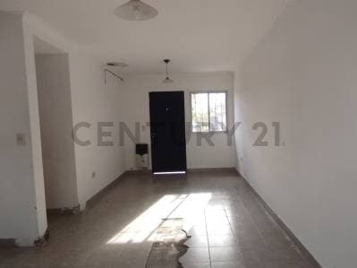 Casa en Venta 3 Dormitorios en San Carlos, La Plata - 3