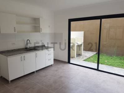 VENTA DE DUPLEX PH 3 AMB EN ITUZAINGO NORTE - 2