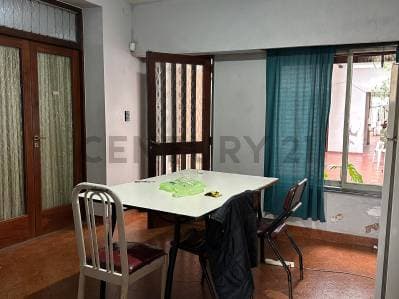 Casa a refaccionar en Venta en La Plata 5 46 y 47 - 5