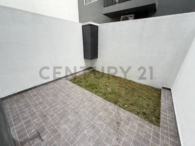 ALQUILER DPTO 1 AMB CON PATIO Y COCHERA EN CASEROS TRES DE FEBRERO - Principal