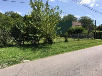 8 entre 472 y 474. Lote de 1154m2. Venta, City Bell. - 2