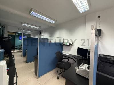 ALQUILER OFICINA SAN ISIDRO – 60 M² - 4