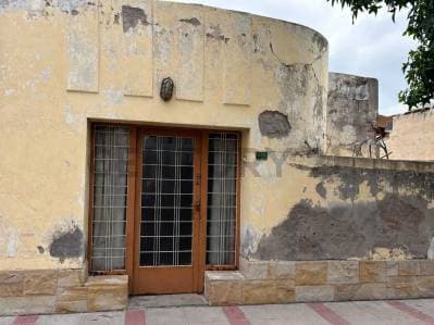 CASA EN VENTA EN ZONA CENTRICA - 4