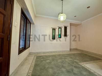 Venta casa/chalet 4 ambientes con quincho + parque en Castelar Norte - 5