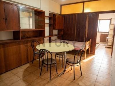 VENTA MONOAMBIENTE CONTRAFRENTE DIVIDIDO CON BALCON Y BAULERA. ZONA CENTRO - 3