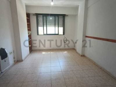 Departamento de 1 dormitorio en Venta frente a la Estación de Tren - Principal