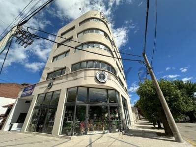 Venta oficina a estrenar 80 m² lateral – Balcarce - 2