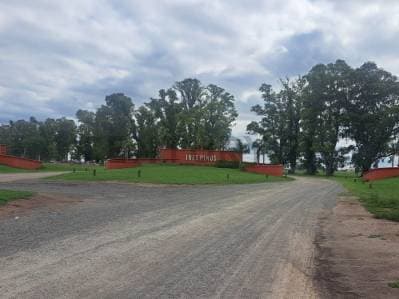 LOTE EN VENTA EN MEGAPROYECTO VILLA DE CAMPO LOS TRES PINOS-GRAL RODRIGUEZ - 2