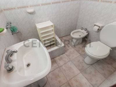 CASA 3 AMBIENTES EN VENTA EN REMEDIOS DE ESCALADA - 5